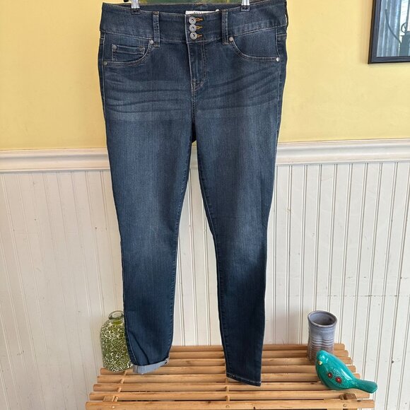 Torrid 12T Dark Wash Skinny Jeans With Triple Button High Waist - Picture 1 of 8